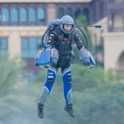 Dubai Sports Council announces world’s first jet suit race