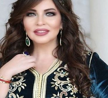 فاطمة الزهراء العروسي تعود بـ تتر مسلسل الغريبة