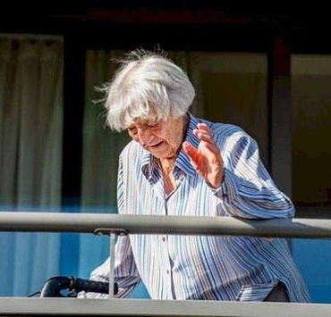 عجوز هولندية (107 أعوام)هي أكبر ناجية بالعالم من كورونا