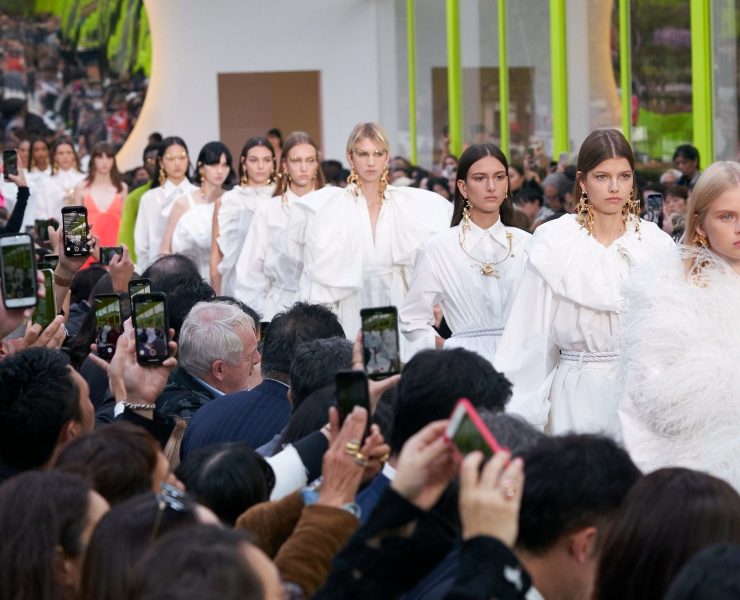 أفكار جديدة لارتداء القميص في ربيع وصيف 2020