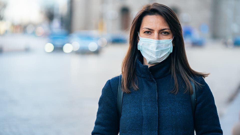 شانيل تواجه كورونا