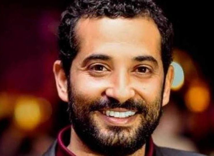 عمرو سعد يفتح مقابر عائلته لدفن ضحايا كورونا