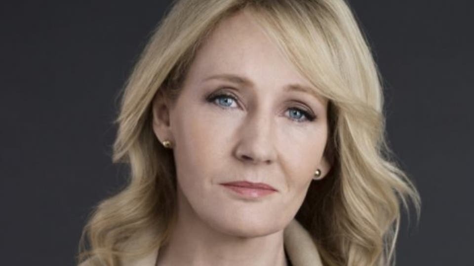 كيف تخلصت كاتبة بريطانية شهيرة من أسوأ أعراض كورونا