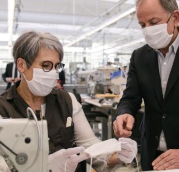 Louis Vuitton الفاخرة تُصنّع الكمّامات بزمن الكورونا