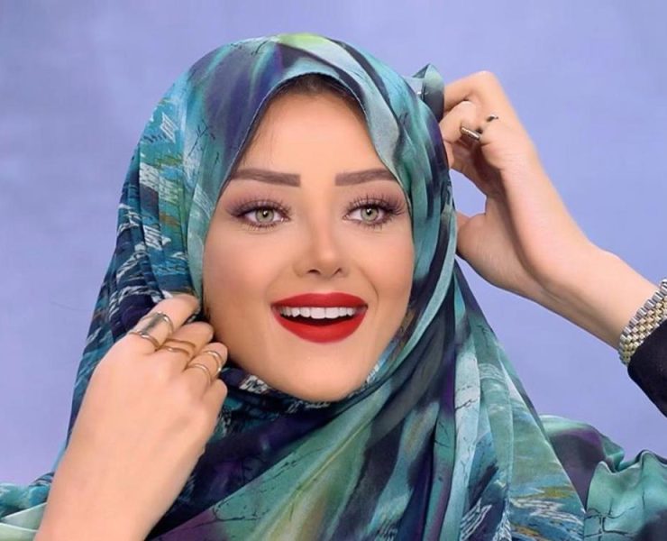 رضوى الشربيني اول مرة بالحجاب