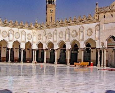 الأزهر ينهي الجدل حول صيام رمضان هذا العام بسبب جائحة «كورونا»