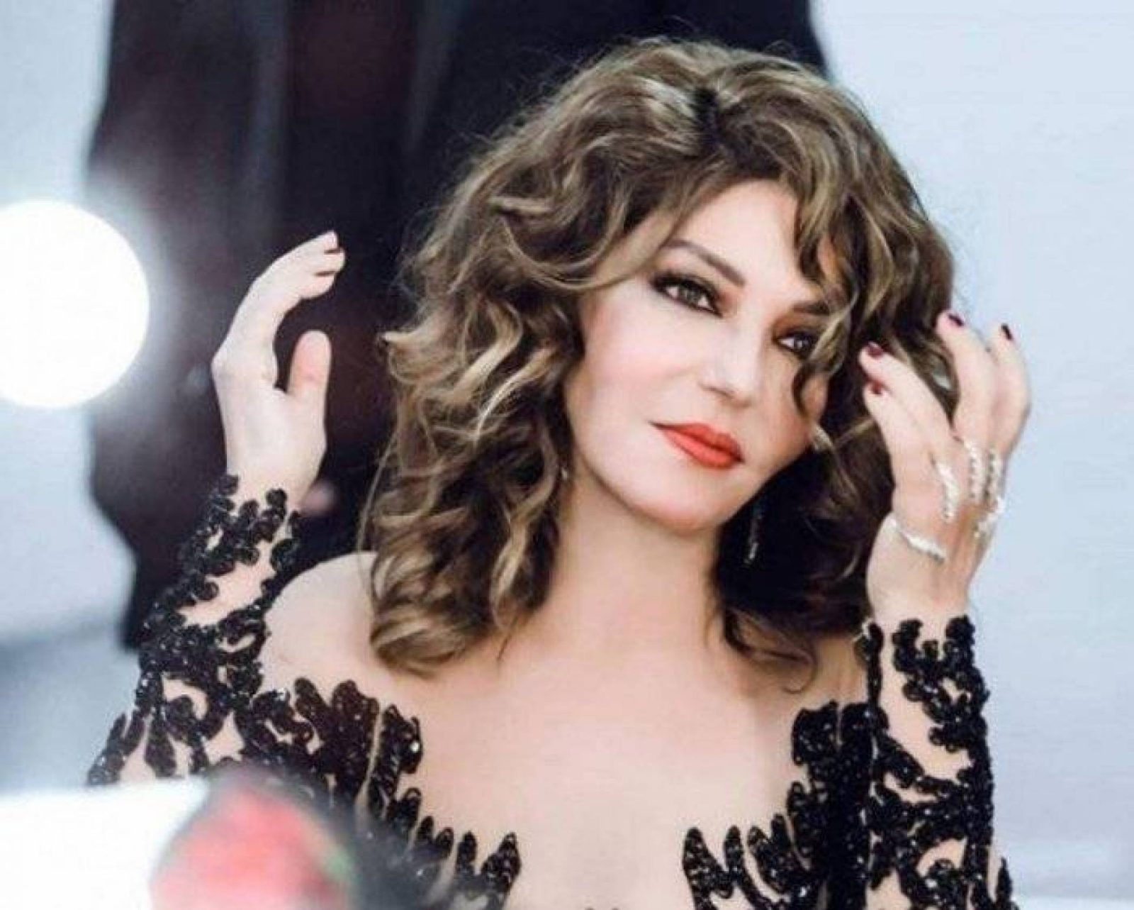 بالفيديو : الديفا سميرة سعيد وهي طفلة