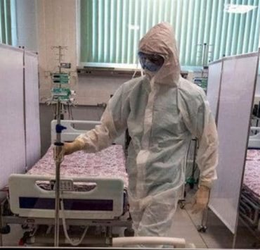 بطريقة غامضة الأطباء الروس يسقطون من نوافذ المستشفيات