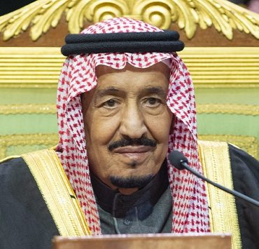 الملك سلمان يوافق على إقامة صلاة العيد في الحرمين الشريفين