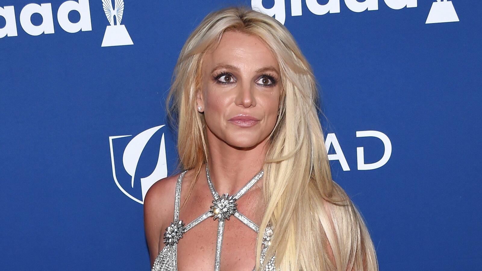 بريتنى سبيرز تحتفل بمرور 20 عاما على ألبومها الثانى oops i did it again