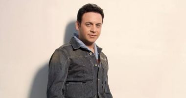 مصطفى قمر يقدم أغنية جديدة بمشاركة شقيقه ياسر