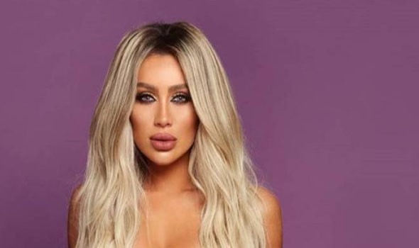 مايا دياب تعلق على مظاهرات لبنان: "نحن لأوّل مرة شعب واحد "