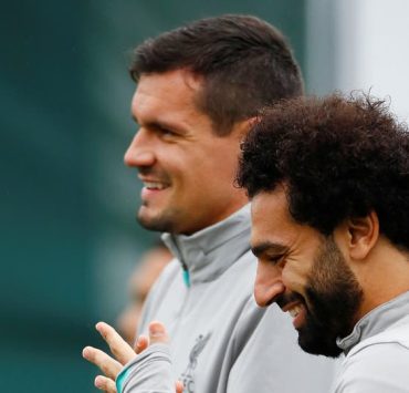 ديان لوفرين مدافع ليفربول :محمد صلاح بخيل