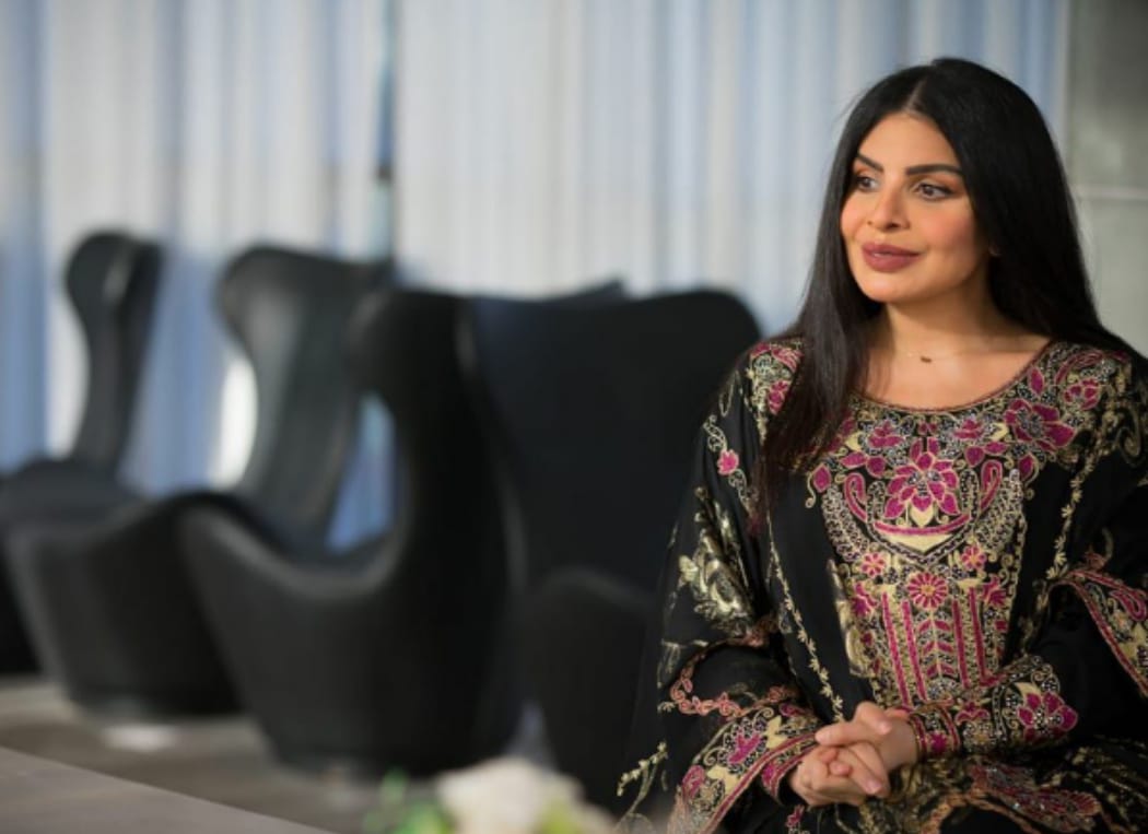مصممة الأزياء الإماراتية سارة بنت محمد (القفطان المغربي ) شغفي