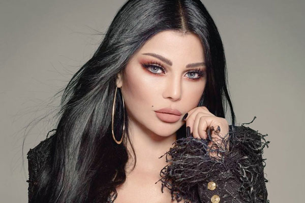 هيفاء وهبى ترد على نوال الزغبى حول أزمتها مع مدير أعمالها وتشكرها