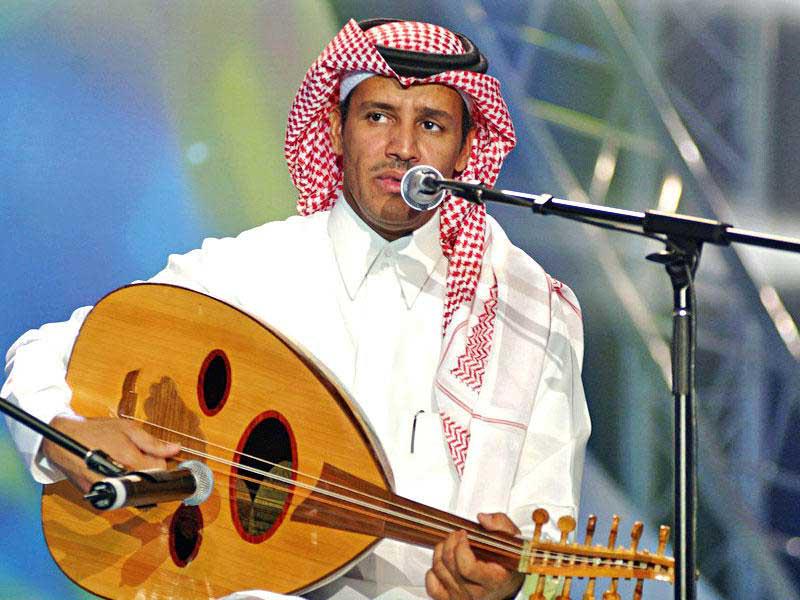 خالد عبد الرحمن يتعافى من وعكته الصحية ويغادر المستشفى