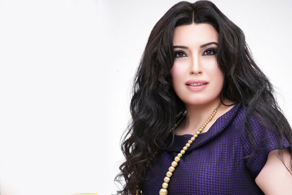 عبير صبري ترد على الفتاة التي عرضت نفسها للزواج