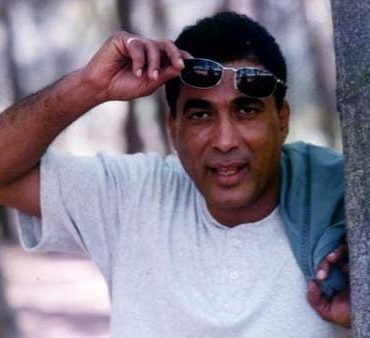 محمد رمضان يعلن عن تجسيد شخصية الراحل أحمد زكي في رمضان القادم