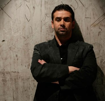 كريم عبد العزيز : هو بطل الجزء الثاني من مسلسل «الاختيار»..