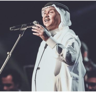 نجل الفنان محمد عبده ينفي شائعة إصابة والده بفيروس "كورونا"
