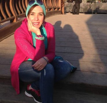 فنانة تشكيلية مصرية تفوز بجائزة من "الأكاديمية الملكية الهندية للفنون والثقافة"