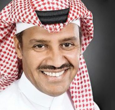 ظهور الفنان السعودي خالد عبد الرحمن، للمرة الأولى عقب مغادرته المستشفى.