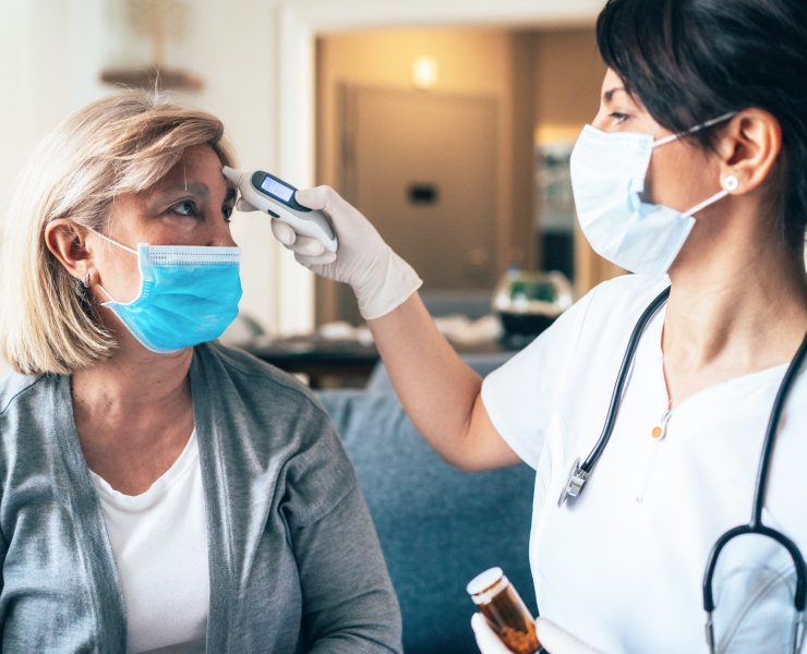 كيف تنتقل عدوى كورونا للكوادر الطبية؟