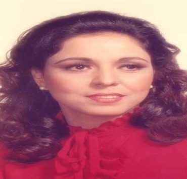 عفاف راضي تعود للغناء بعد انقطاع طويل