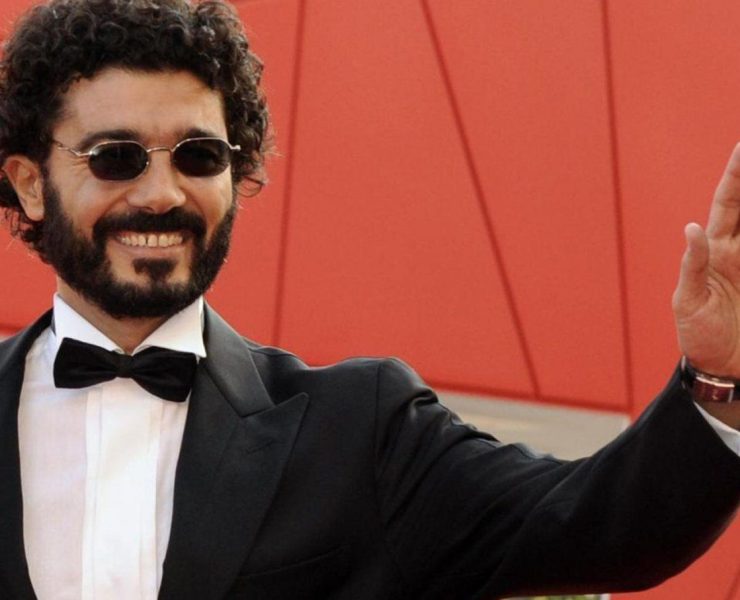 خالد النبوي يفاجئ الجمهور بصورة تكشف كواليس المشهد الأخير من "ممالك النار"