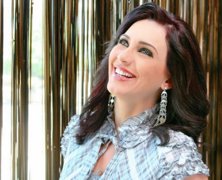 سلاف فواخرجي : لست نادمة على ملصق "شارع شيكاغو"