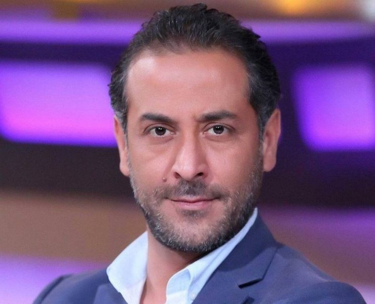 عبد المنعم عمايري ينهي الجدل: أم سلمى قلوبنا معك