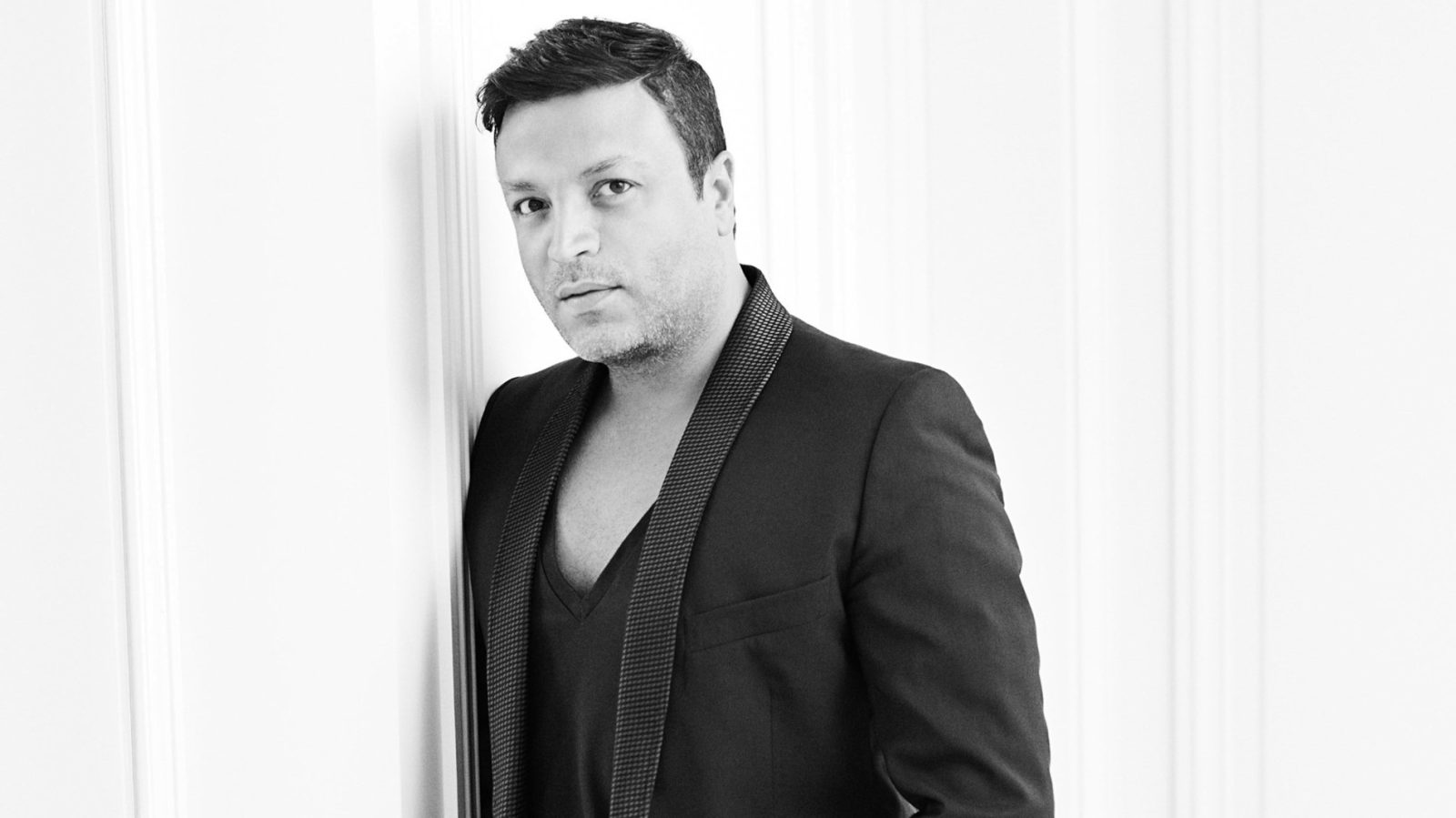 زهير مراد يطلق مبادرة خيرية