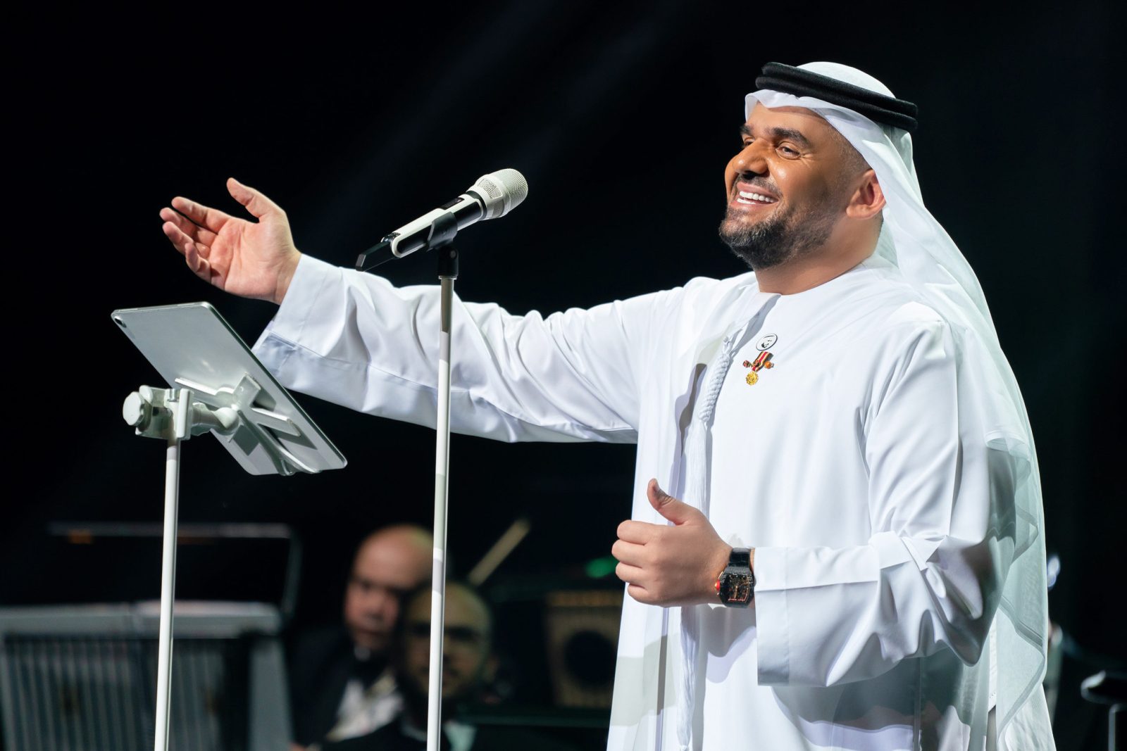 الجسمي يعلن عودة الحفلات بالعالم من دبي .. ويشارك الشعب اللبناني برسالة محبة