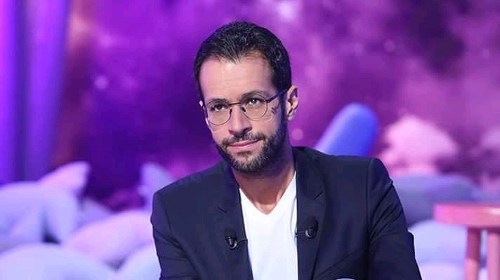 مالك مكتبي يفاجئ جمهوره بصورة تظهر إصابته بالانفجار