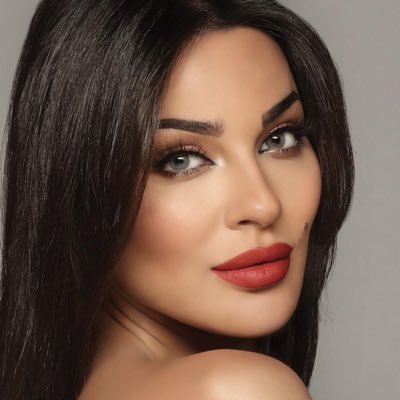 نادين نجيم :"أشكر ربي لأنه أعطاني عمرا جديدا.