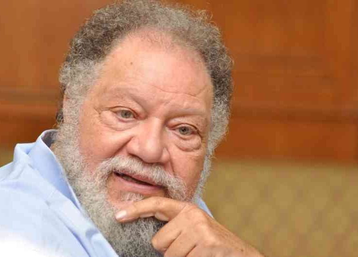 يحيى الفخراني يفاضل بين سيناريوهات عدة للمشاركة بالماراثون الرمضاني