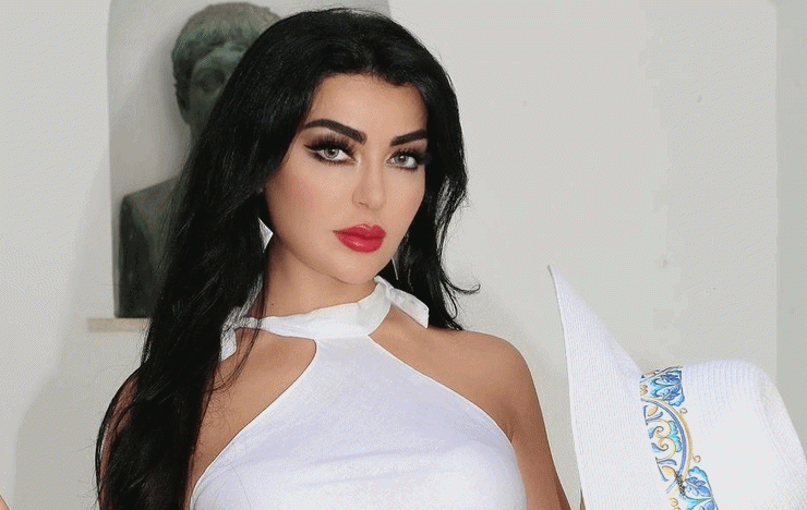 ملكة جمال إيران في ديو مع إينريكي إغليسياس