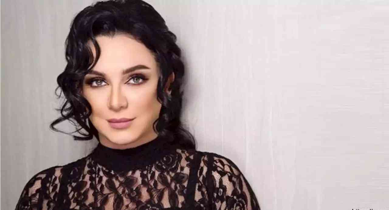 سلاف فواخرجي تنعي حمدي بنائي
