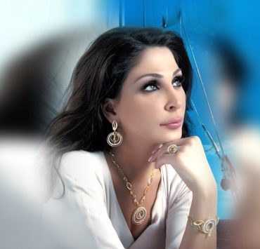 المخرج العالمي ​براندون ديكرسون​ يهنئ إليسا بعد مرور 20 عام على مسيرتها