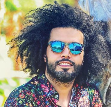 عبد الفتاح الجرينى يكشف علاقته بالسوشيال ميديا