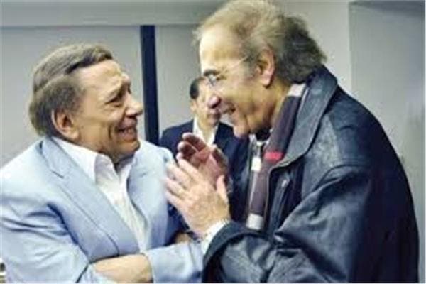 ماهو المرض الذي أجبر محمود ياسين على الاعتزال والبقاء بالمنزل