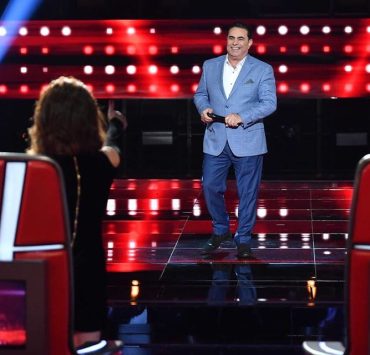 مسرح "ذا فويس سينيور" يجمع نجوى كرم بجار الطفولة