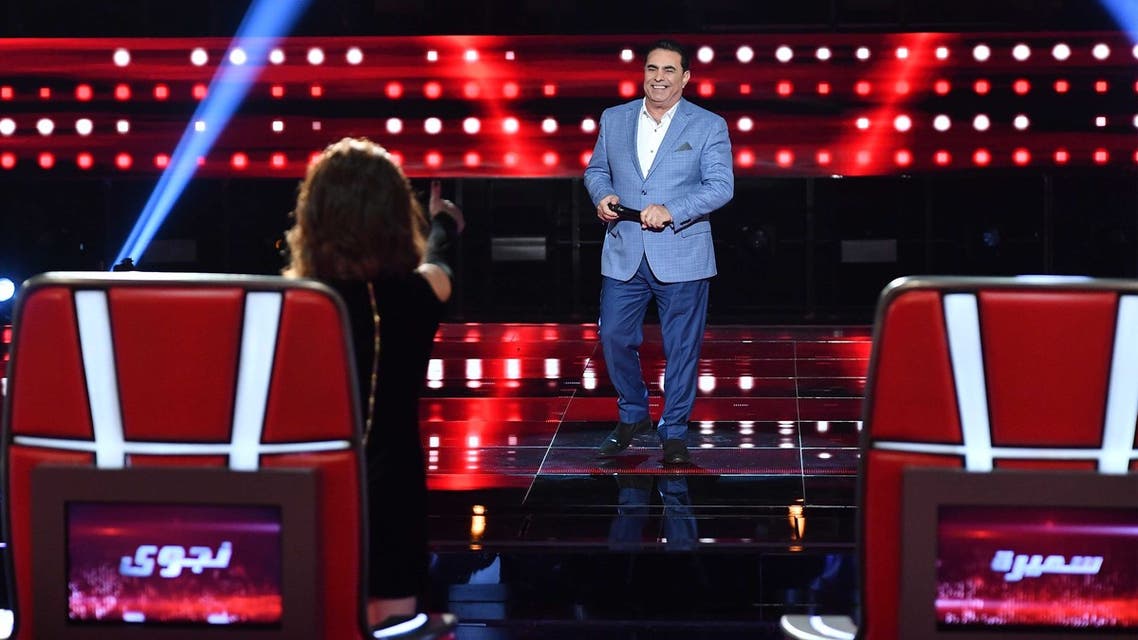 مسرح "ذا فويس سينيور" يجمع نجوى كرم بجار الطفولة