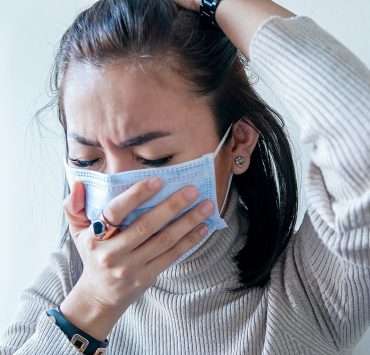"التقليد" من صفاته.. دراسة تكشف جديداً عن كورونا