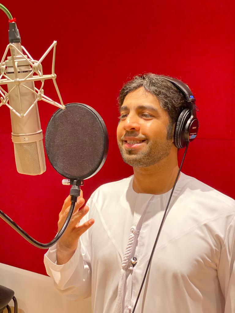 عندليب الإمارات يطلق"رمز السلام"