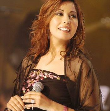 ليلى الكوشي تحيي حفلا بالمهرجان العربي بمونتريال