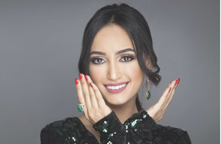 زينب أسامة تشوق جمهورها لألبومها "بره المقارنة"