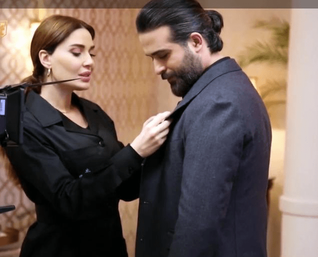 سيرين عبد النور توضح حقيقة الإنفجار في منزل محمود نصر ونقله للمستشفى