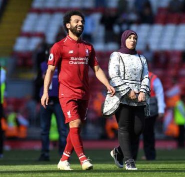 محمد صلاح في أول ظهور له بعد شفائه من كورونا
