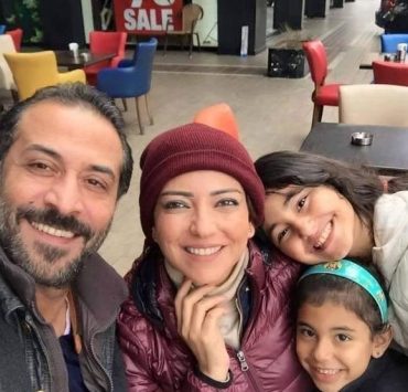 أمل عرفة تكشف موعد طلاقها الحقيقي من عبد المنعم عمايري